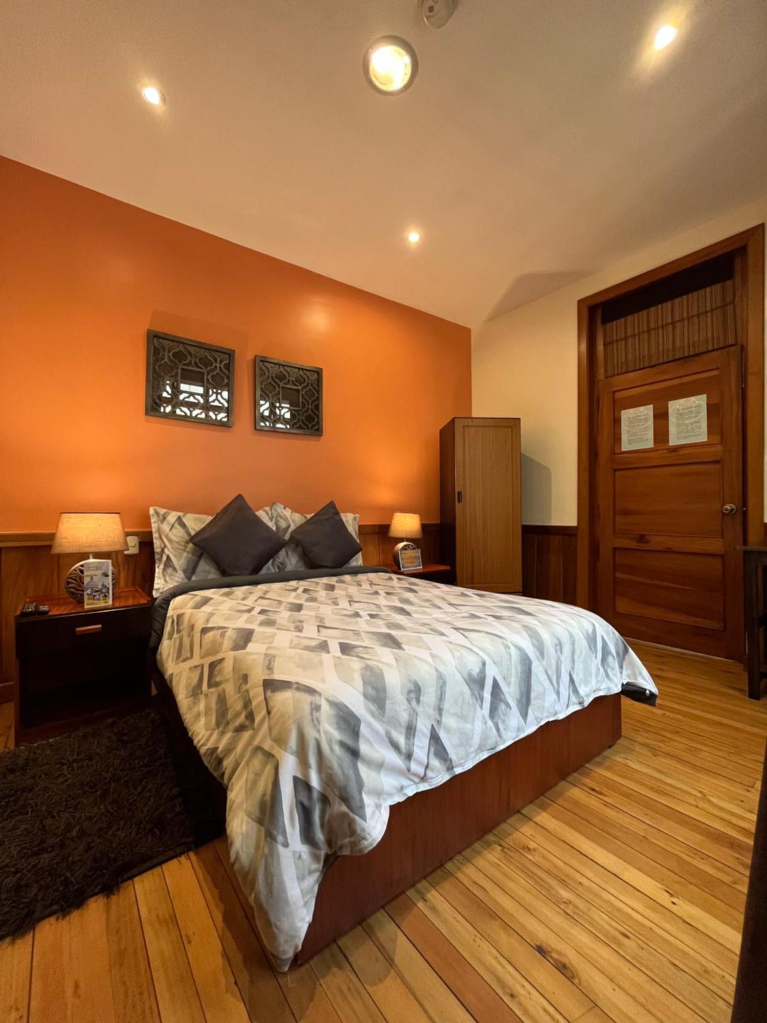 Pepe's House I & Boutique Hotel 3*