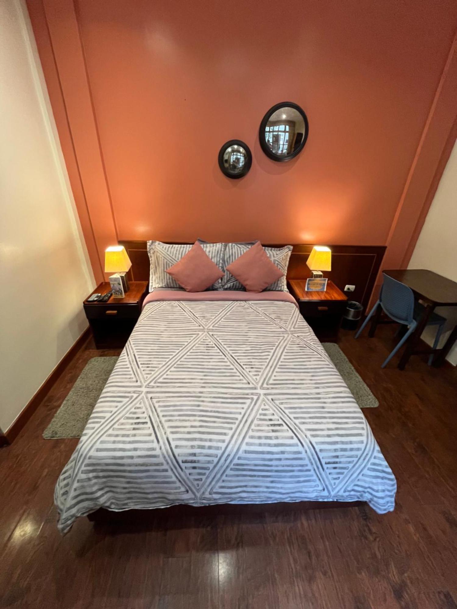 Pepe's House I & Boutique Cuenca