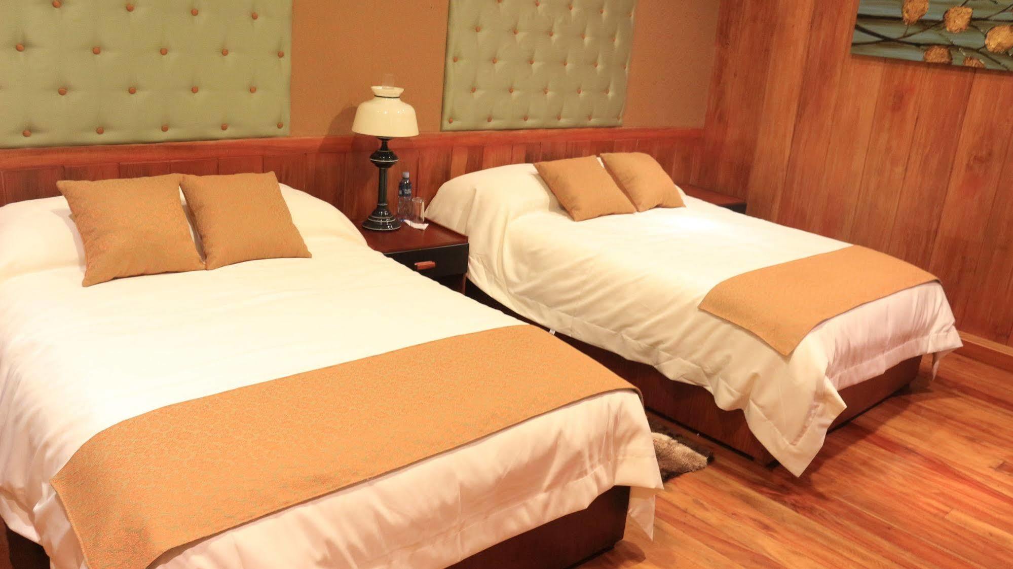 Pepe's House & 3* Cuenca